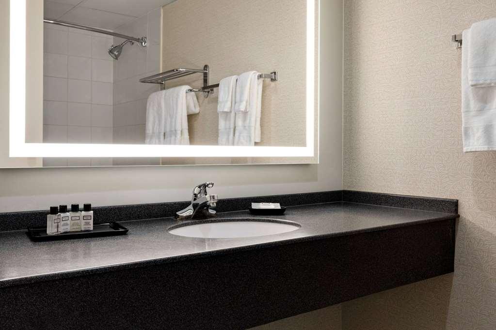 Hotel Wd, Edmonton
